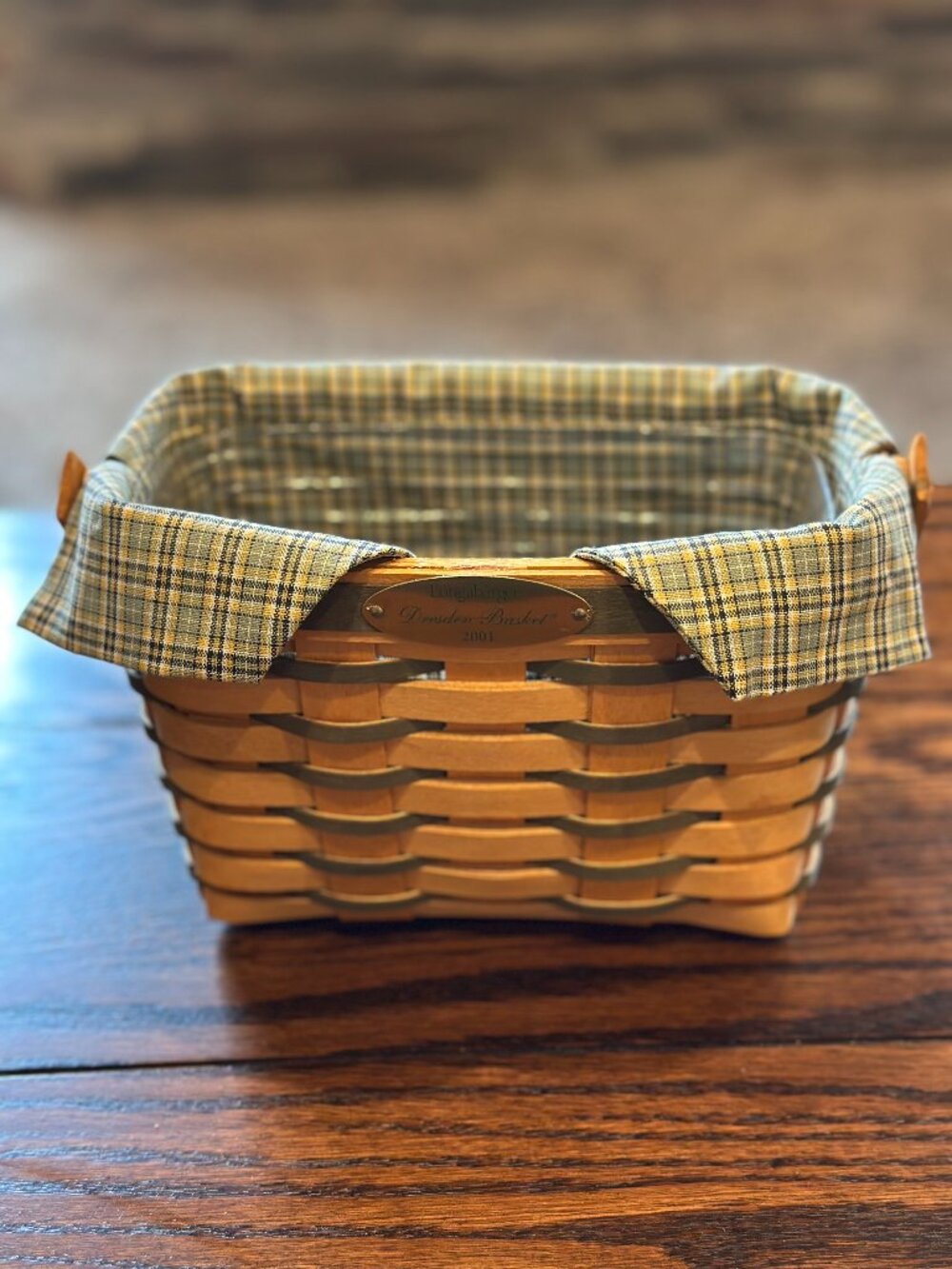 Longaberger 2001 Dresden Basket
